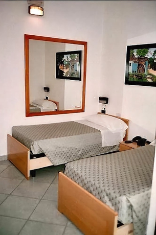 Imagen de la habitación del Hotel Paola, Mil&aacute;n. Foto 7