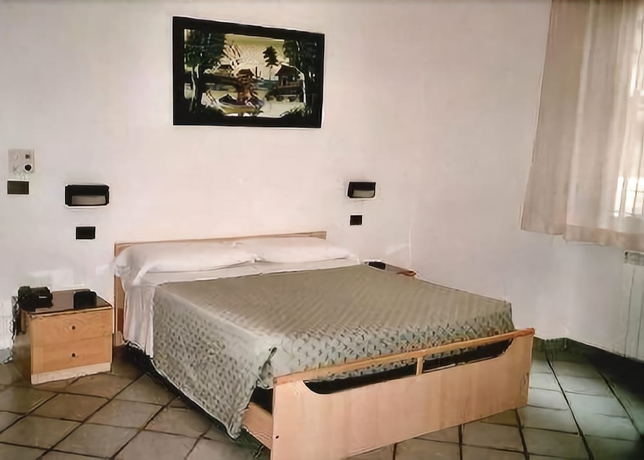 Imagen de la habitación del Hotel Paola, Mil&aacute;n. Foto 8