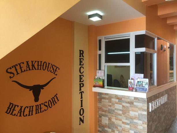 Imagen de los interiores del Hotel Papa Freds Beach Resort. Foto 8