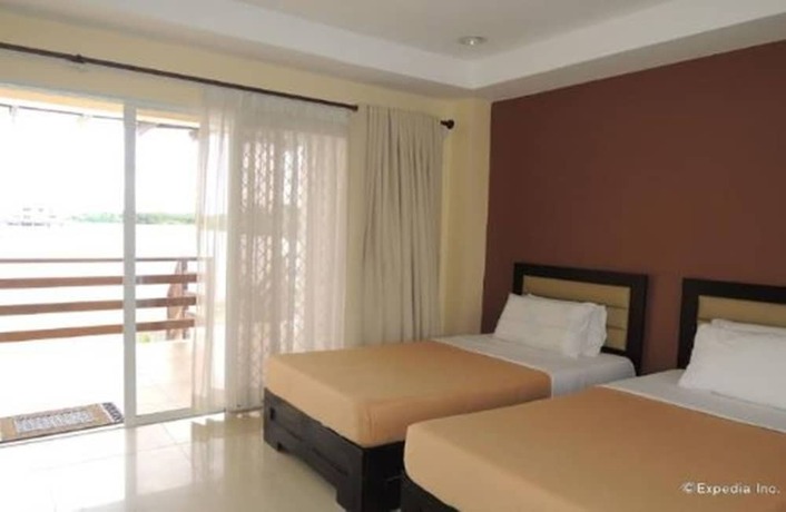 Imagen general del Hotel Papa Kit\'s Marina and Fishing Lagoon. Foto 2