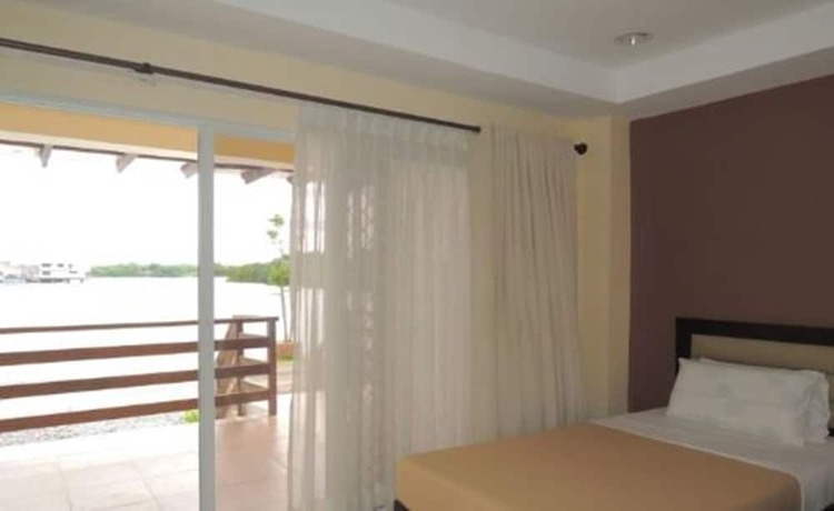 Imagen general del Hotel Papa Kit\'s Marina and Fishing Lagoon. Foto 4