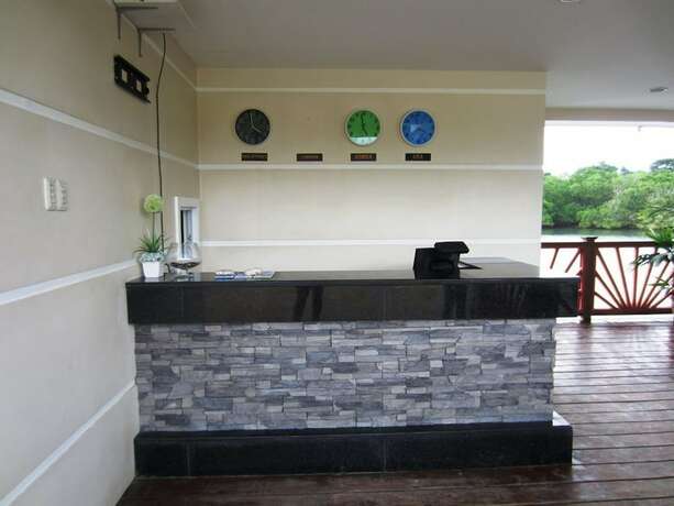 Imagen general del Hotel Papa Kit\'s Marina and Fishing Lagoon. Foto 5