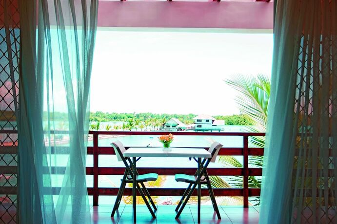 Imagen general del Hotel Papa Kit\'s Marina and Fishing Lagoon. Foto 6