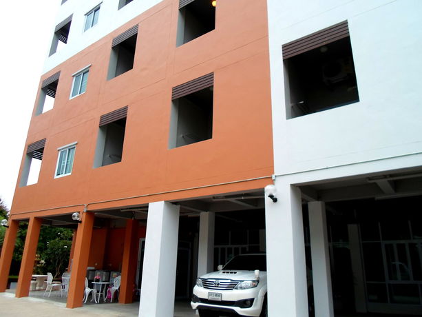 Imagen de los exteriores del Hotel Papangkorn House. Foto 14