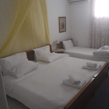 Imagen de la habitación del Hotel Papanikolaou. Foto 8