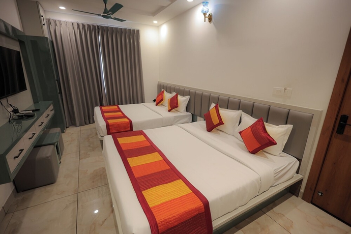 Imagen de la habitación del Hotel Papaya Leaf Comfort Nathdwara. Foto 8