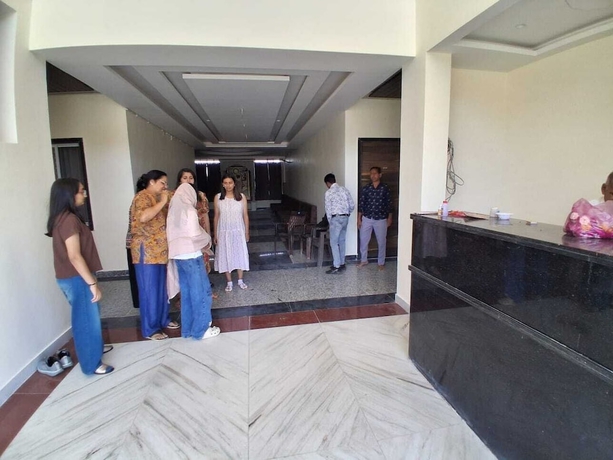 Imagen de los interiores del Hotel Papaya Leaf Resort Nathdwara. Foto 13