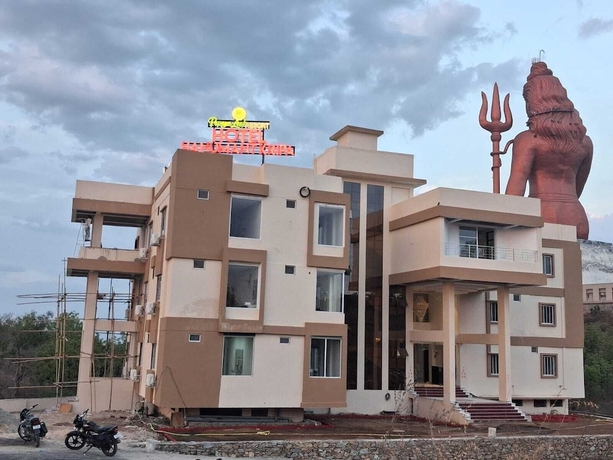 Imagen general del Hotel Papaya Leaf Resort Nathdwara. Foto 4