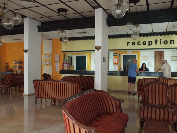 Imagen de los interiores del Hotel Paphiessa. Foto 10