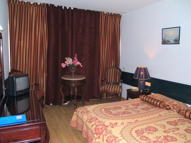 Imagen de la habitación del Hotel Paphiessa. Foto 6