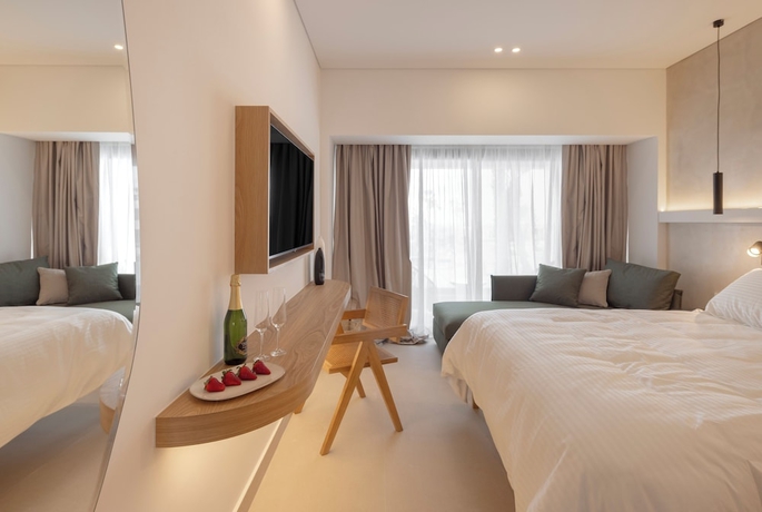 Imagen de la habitación del Hotel Paphos Hills Resort and Spa By Brown. Foto 2