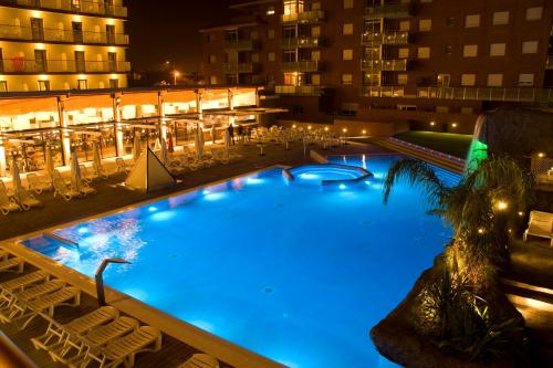 Imagen de la piscina del Hotel Papi Blau. Foto 8