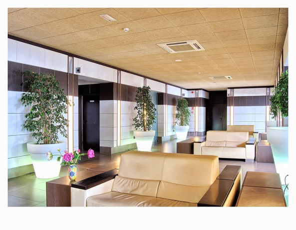 Imagen de los interiores del Hotel Papi. Foto 5