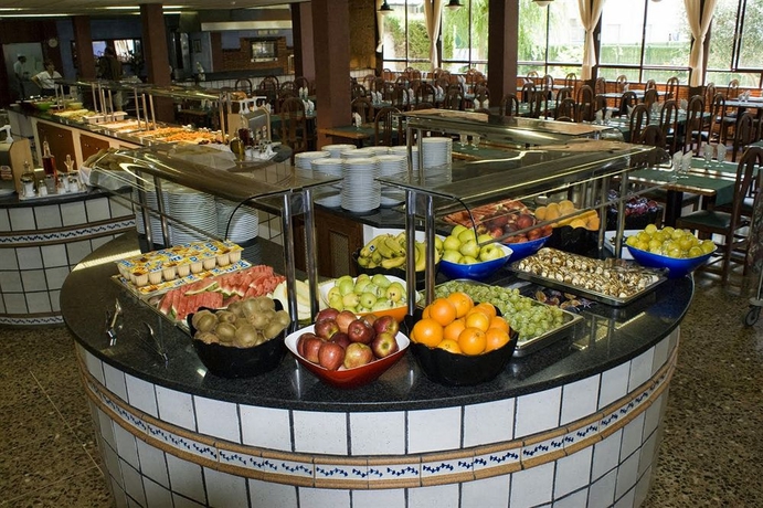 Imagen del bar/restaurante del Hotel Papi. Foto 2