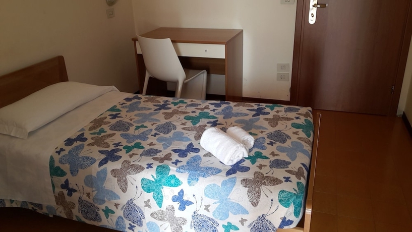 Imagen de la habitación del Hotel Papillon, San Polo dEnza. Foto 5
