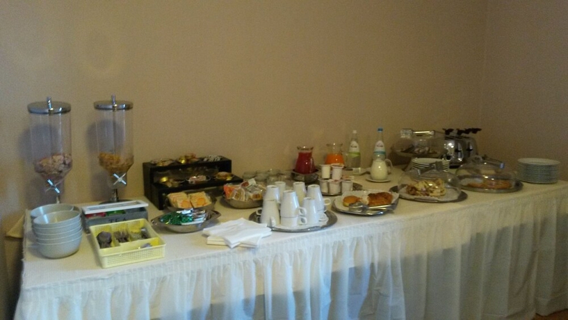 Imagen del bar/restaurante del Hotel Papillon, San Polo dEnza. Foto 2