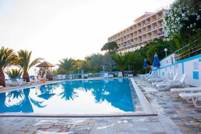 Imagen general del Hotel Pappas, Loutraki. Foto 5