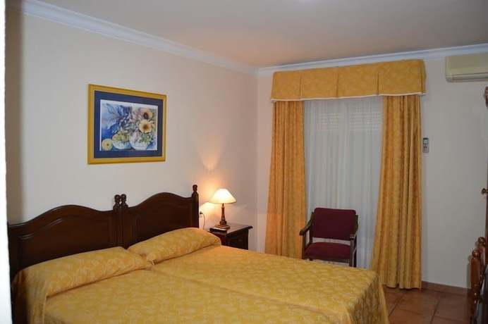 Imagen de la habitación del Hotel Paquita, Chipiona. Foto 15