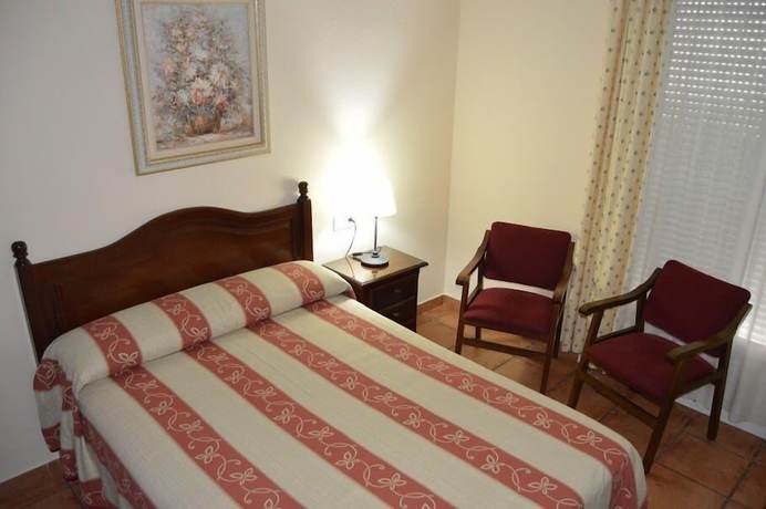 Imagen de la habitación del Hotel Paquita, Chipiona. Foto 18