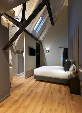 Imagen de la habitación del Hotel Parada Puigcerdà. Foto 7