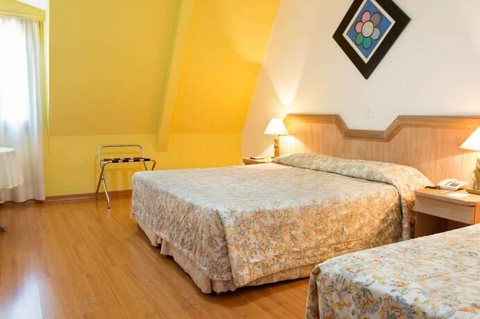 Imagen de la habitación del Hotel Paradies, Jarinu. Foto 10