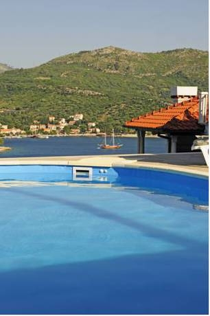 Imagen general del Hotel Paradis Apartments. Foto 11