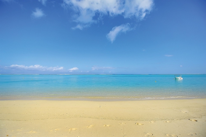 Imagen de los exteriores del Hotel Paradis Beachcomber Golf Resort and Spa. Foto 12