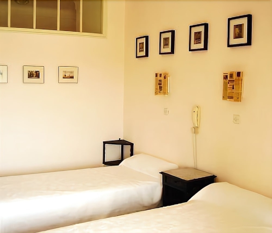Imagen de la habitación del Hotel Paradis, Bormes-les-Mimosas. Foto 4