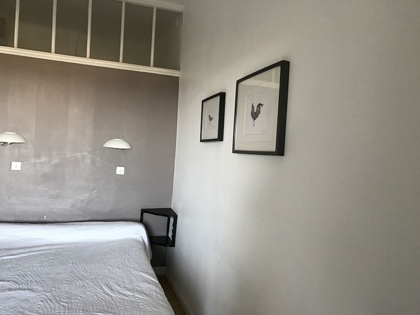 Imagen de la habitación del Hotel Paradis, Bormes-les-Mimosas. Foto 12