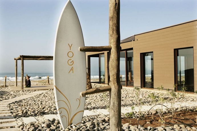 Imagen de los exteriores del Hotel Paradis Plage Surf Yoga and Spa Resort. Foto 5