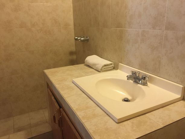 Imagen de la habitación del Hotel Paradis, Puerto Pr&iacute;ncipe. Foto 4