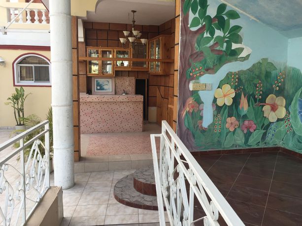 Imagen de la habitación del Hotel Paradis, Puerto Pr&iacute;ncipe. Foto 6