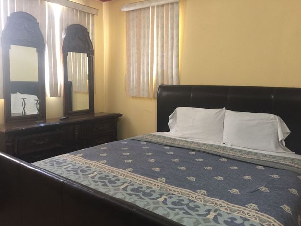 Imagen de los interiores del Hotel Paradis, Puerto Pr&iacute;ncipe. Foto 12