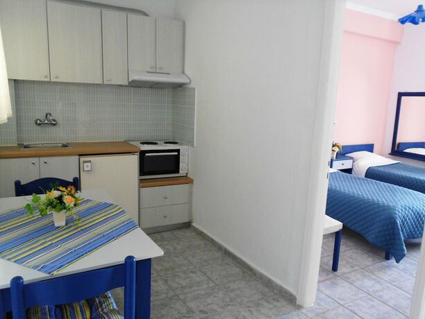 Imagen de la habitación del Hotel Paradise Apartments, Corfu. Foto 19