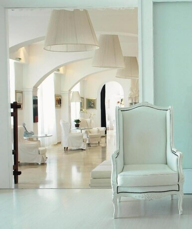 Imagen de los interiores del Hotel Paradise Art. Foto 30