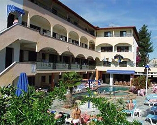 Imagen general del Hotel Paradise Bay, Chaniotis. Foto 1
