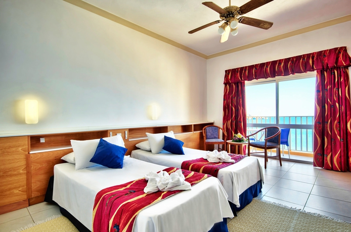 Imagen general del Hotel Paradise Bay Resort, Mellieha. Foto 4