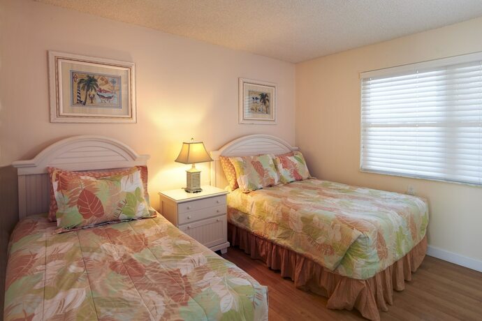 Imagen general del Hotel Paradise Beach Club - Stay in Cocoa Beach. Foto 3