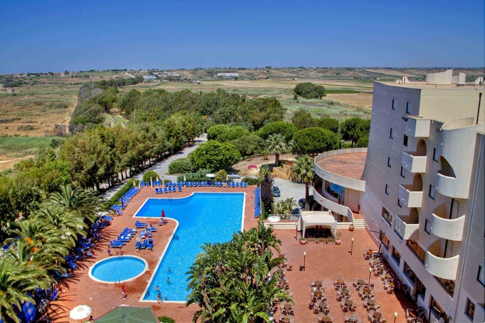 Imagen de los exteriores del Hotel Paradise Beach Resort, Castelvetrano. Foto 8