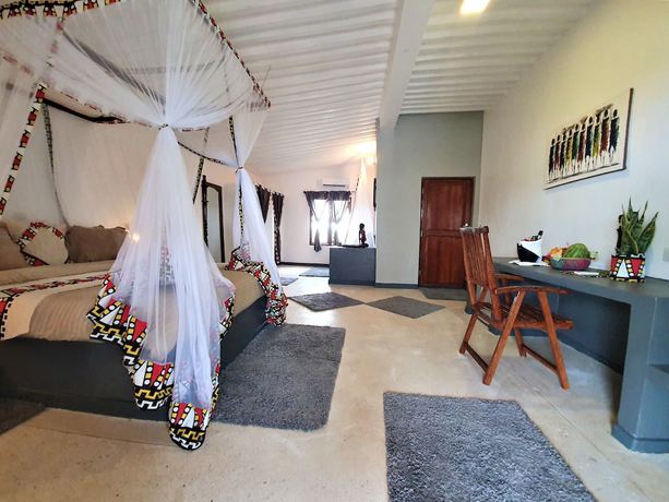 Imagen de la habitación del Hotel Paradise Beach Resort, Marumbi. Foto 16