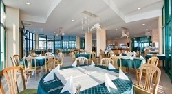 Imagen del bar/restaurante del Hotel Paradise Beach, Sveti Vlas . Foto 4