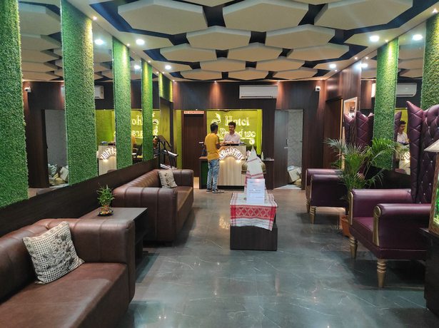 Imagen de los interiores del Hotel Paradise, Biswanath Charali. Foto 11