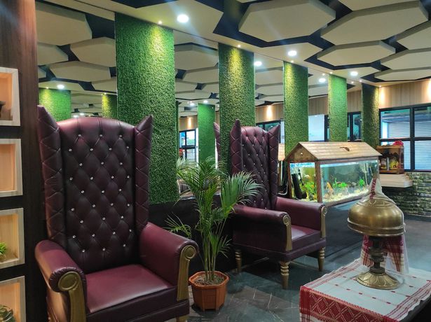 Imagen de los interiores del Hotel Paradise, Biswanath Charali. Foto 17