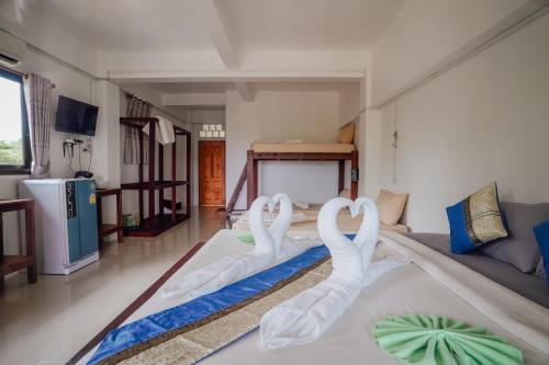 Imagen general del Hotel Paradise Bungalows, Ban Haad Rin. Foto 2