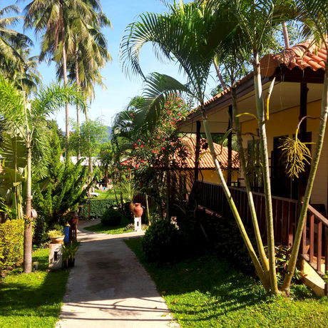 Imagen de los exteriores del Hotel Paradise Bungalows, Koh Chang. Foto 6