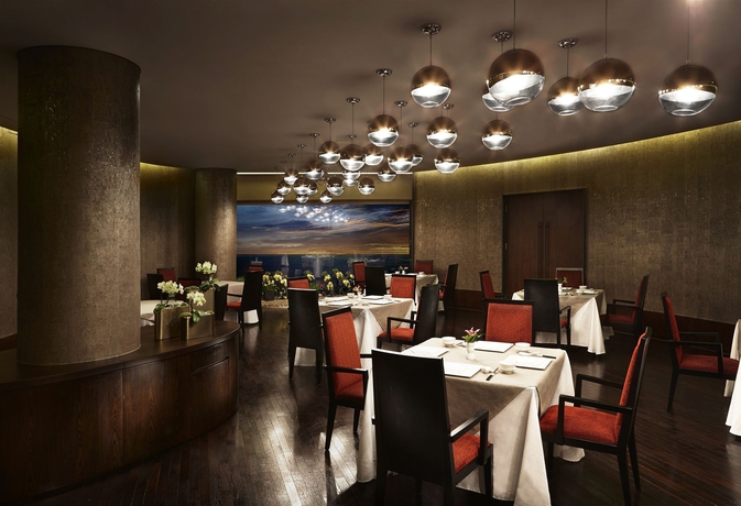 Imagen del bar/restaurante del Hotel Paradise Busan. Foto 2