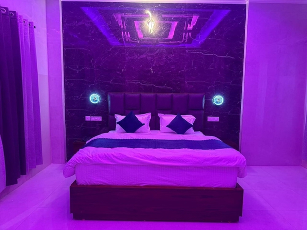 Imagen de la habitación del Hotel Paradise - Chandigarh. Foto 8