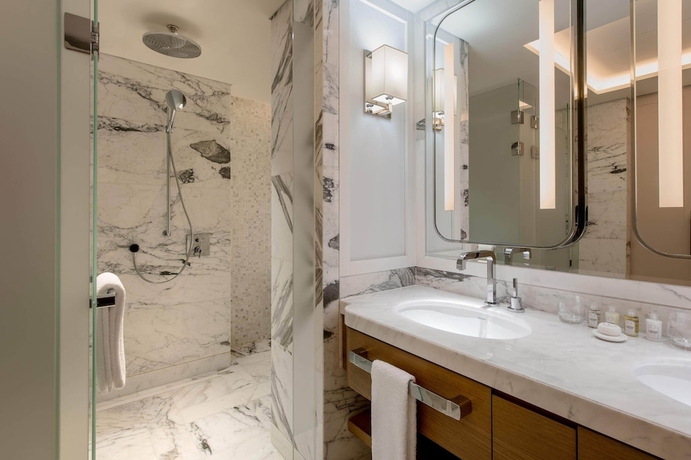 Imagen de la habitación del Hotel Paradise City. Foto 7