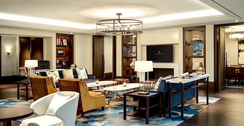 Imagen de los interiores del Hotel Paradise City. Foto 18