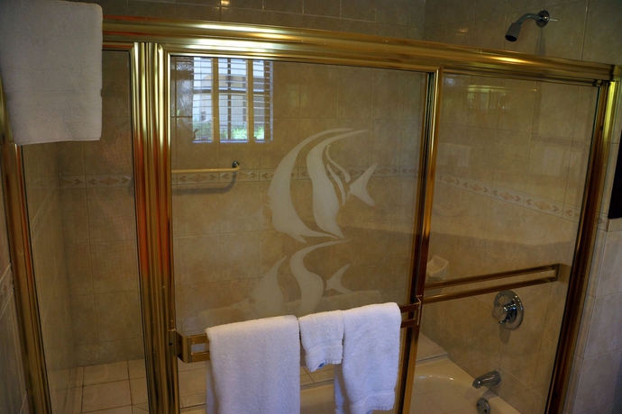 Imagen de la habitación del Hotel Paradise Cove Resort. Foto 8